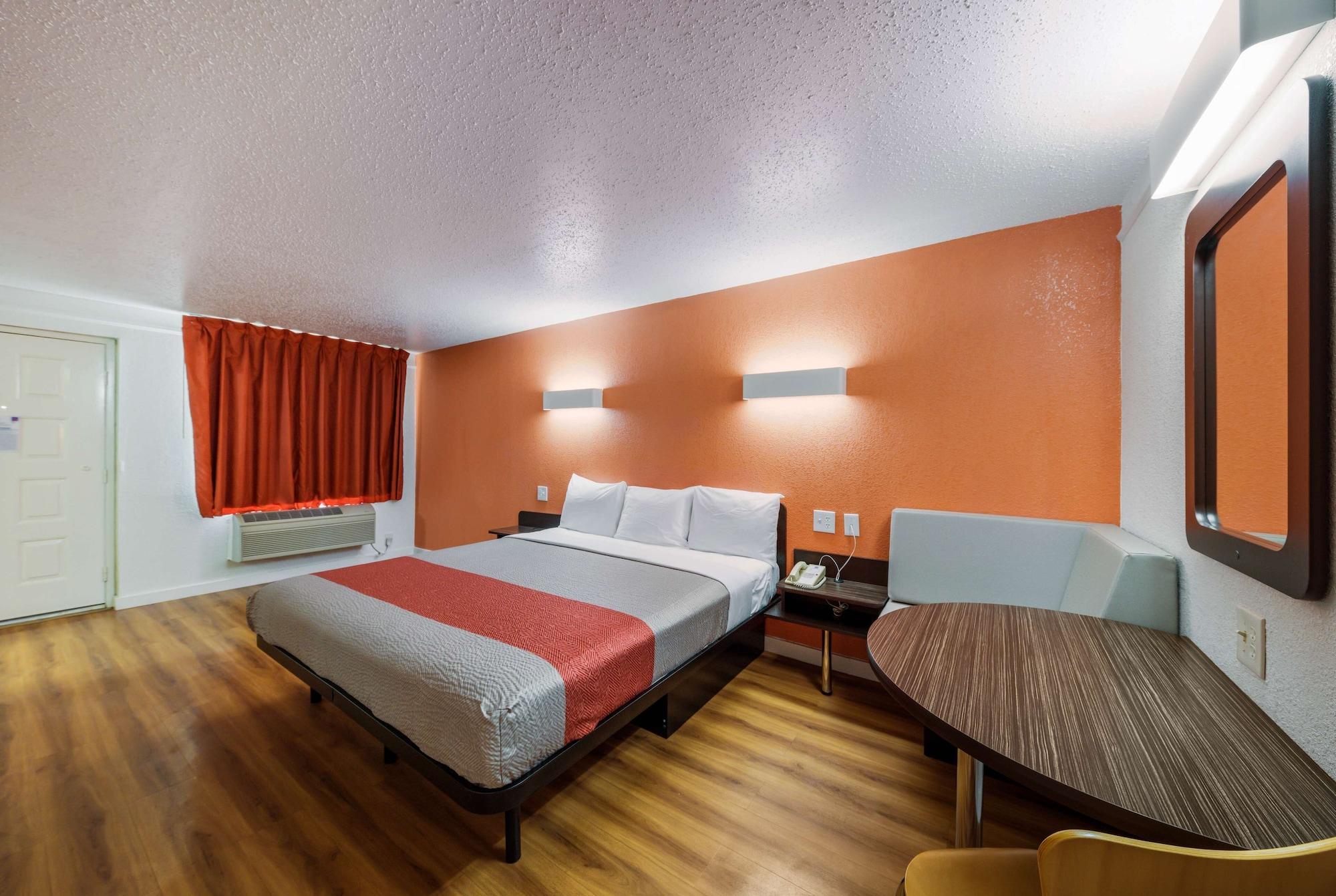 Motel 6-Dallas, Tx - Farmers Branch Extérieur photo