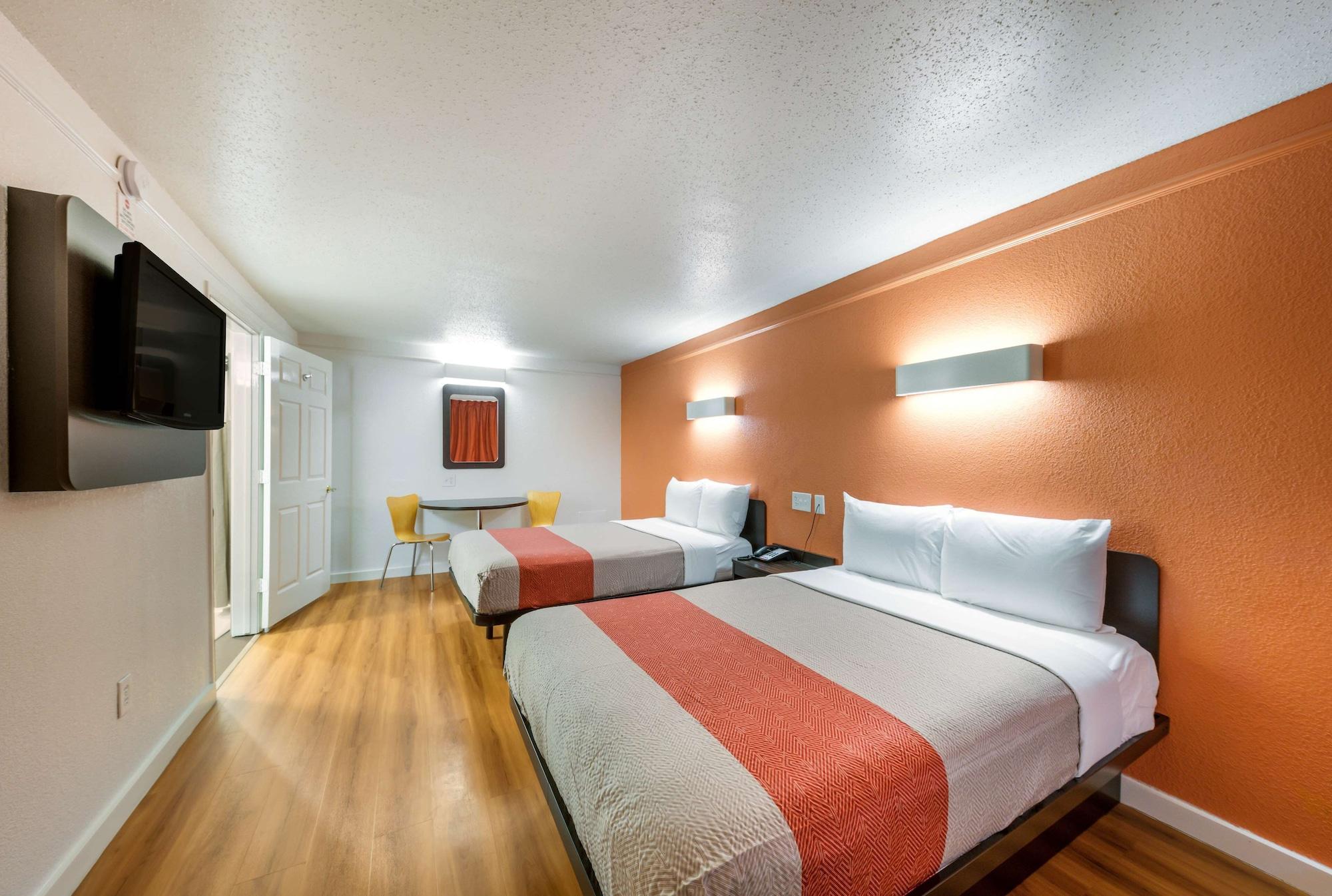 Motel 6-Dallas, Tx - Farmers Branch Extérieur photo