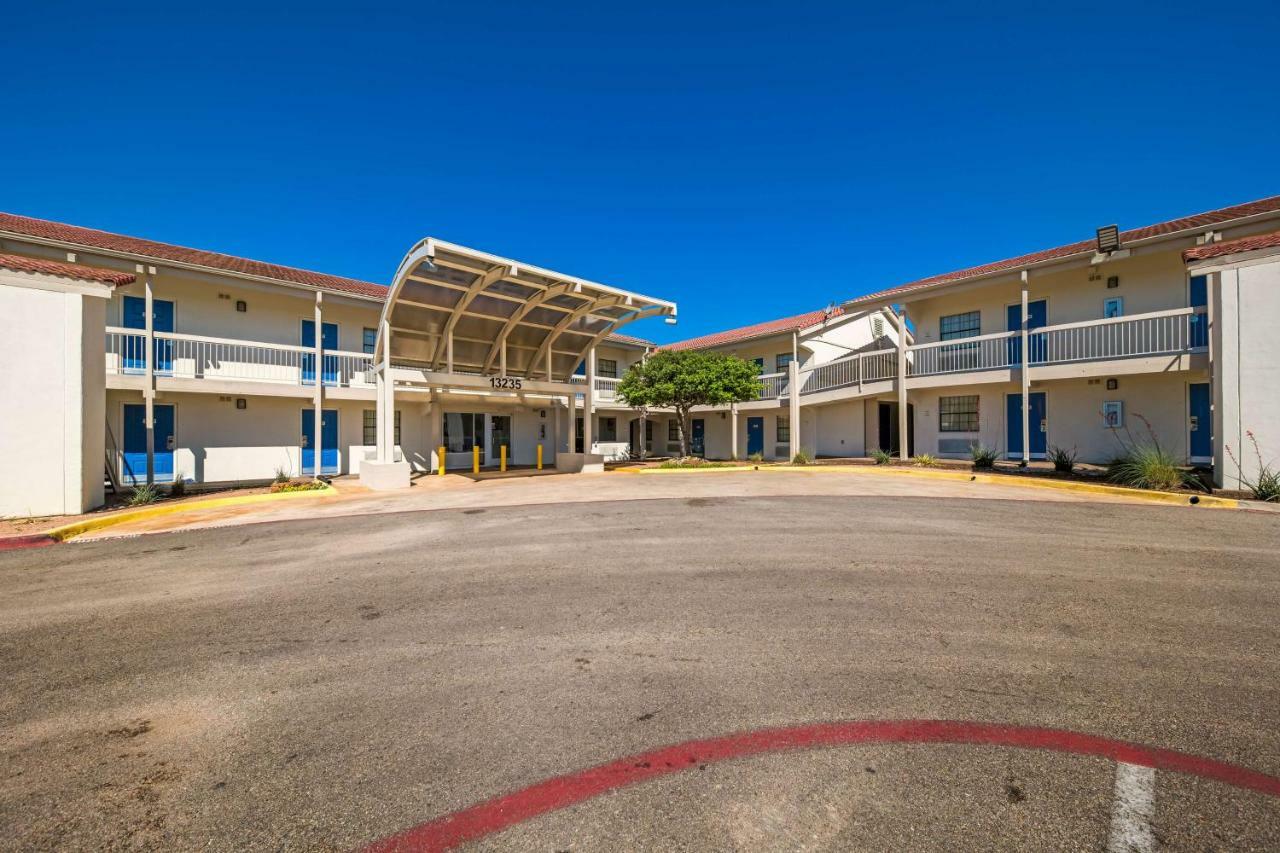 Motel 6-Dallas, Tx - Farmers Branch Extérieur photo