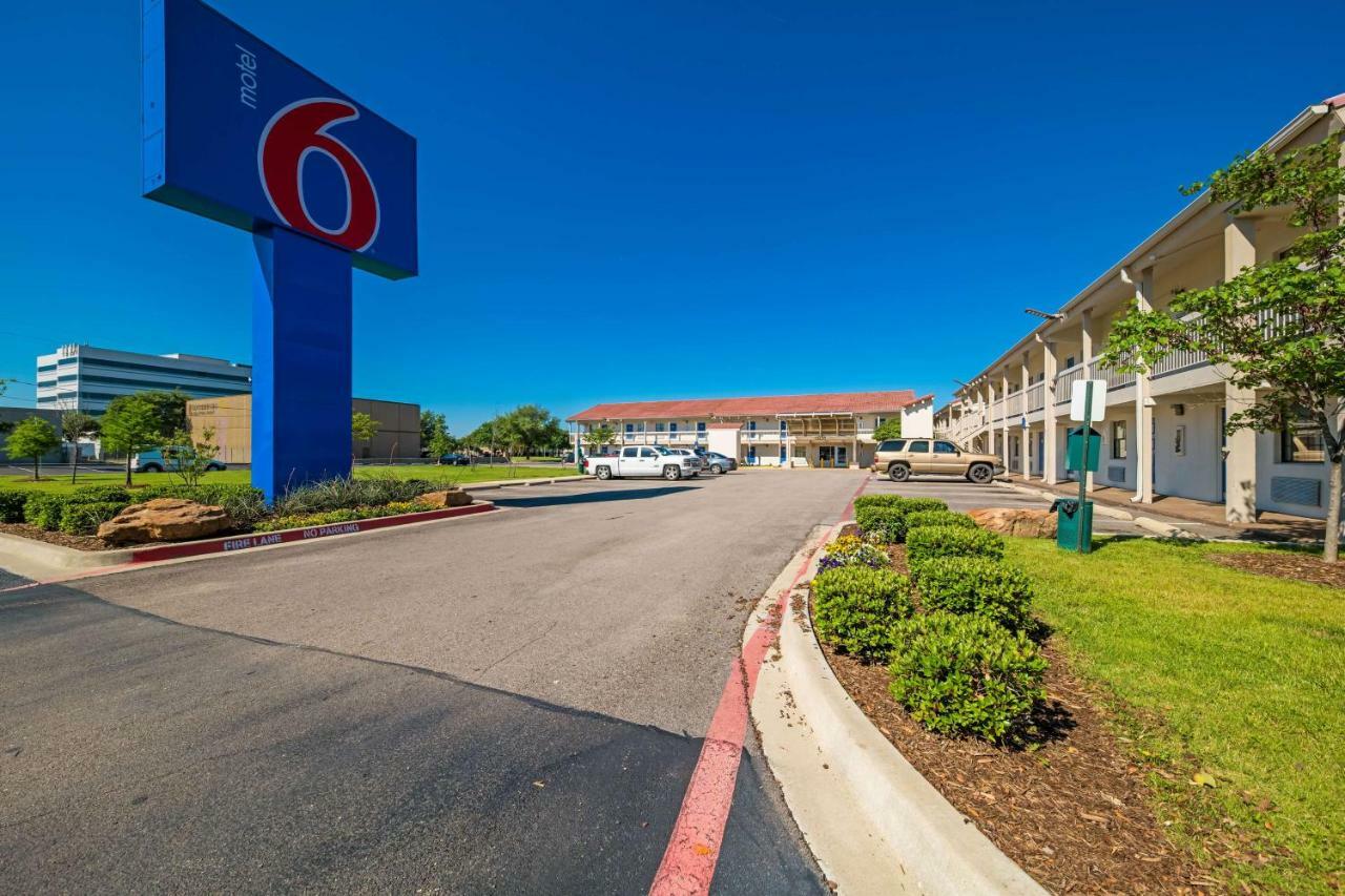 Motel 6-Dallas, Tx - Farmers Branch Extérieur photo