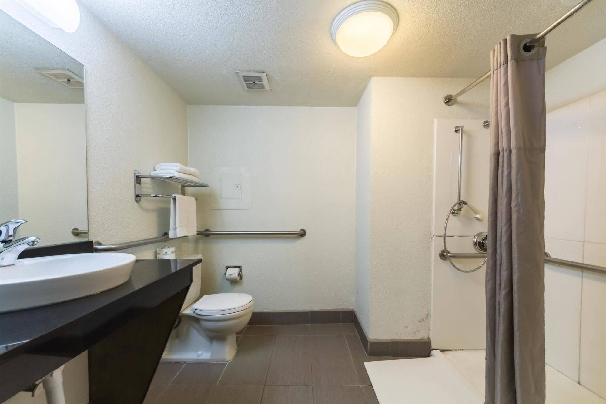 Motel 6-Dallas, Tx - Farmers Branch Extérieur photo